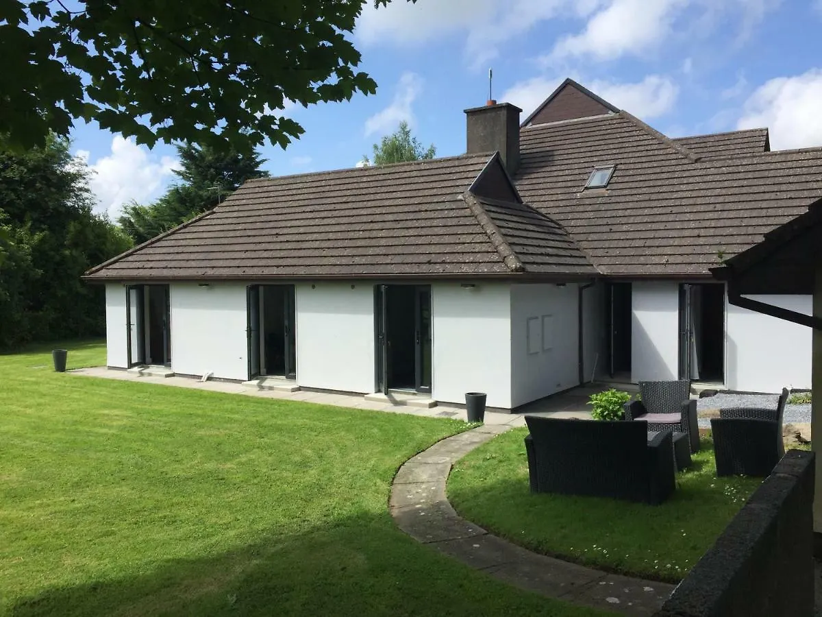 Tudor Lodge Guest Accommodation Bunratty Guest house