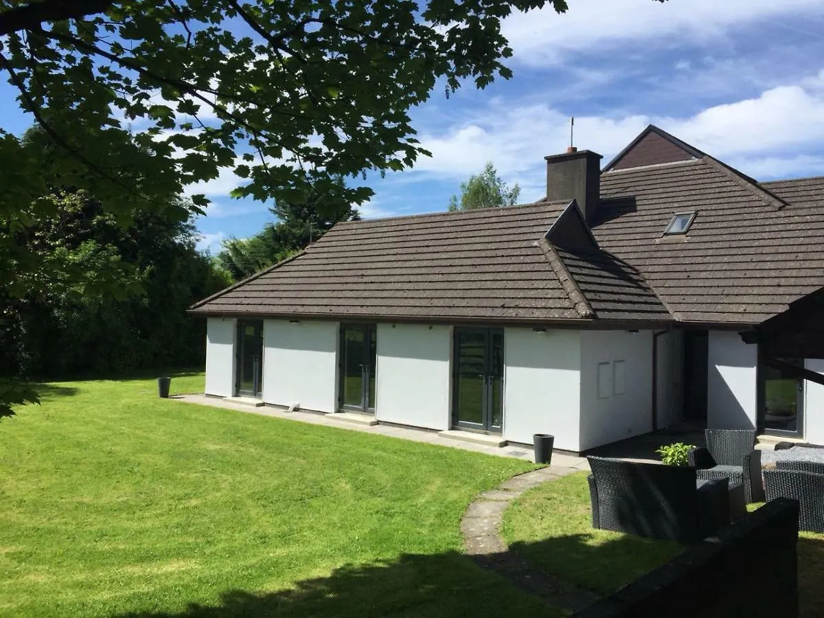 Guest house Tudor Lodge Guest Accommodation Bunratty